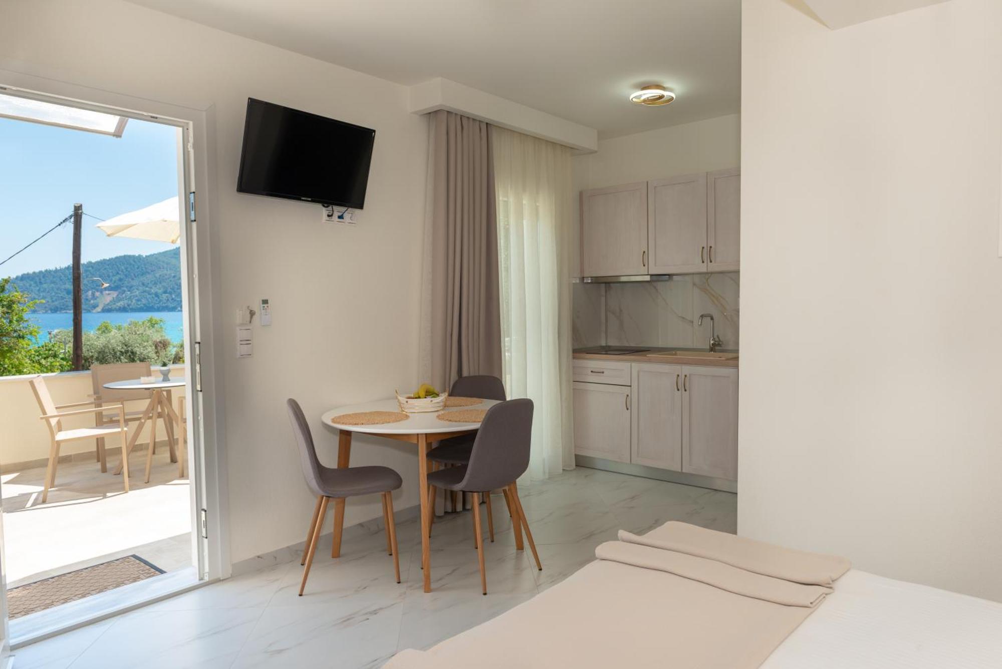 Anna Apartments Chrysi Ammoudia Exterior photo